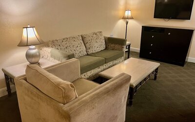 Jockey Resort Suites Center Strip