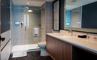 Cambria Hotel Boston Somerville