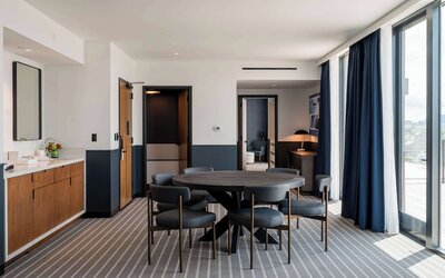 Cambria Hotel Boston Somerville
