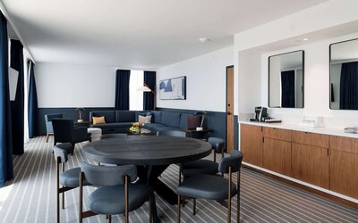 Cambria Hotel Boston Somerville