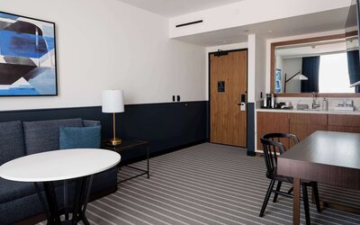 Cambria Hotel Boston Somerville