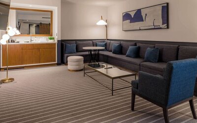 Cambria Hotel Boston Somerville