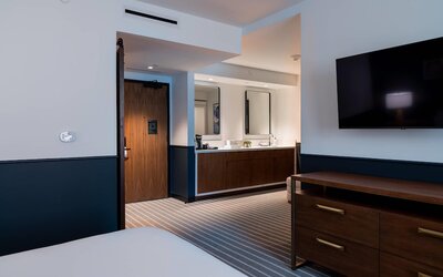 Cambria Hotel Boston Somerville