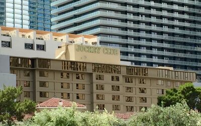 Jockey Resort Suites Center Strip