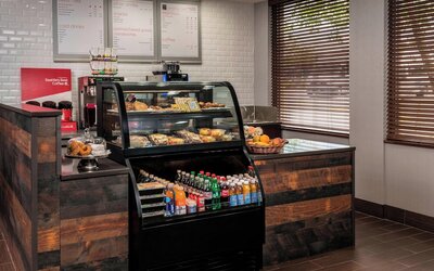 Four Points by Sheraton Boston Logan Airport Revere
