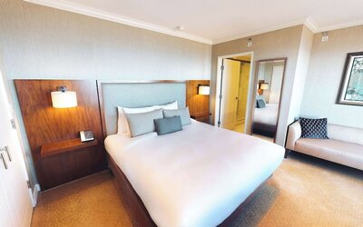 Hilton Chicago