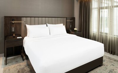 The Row Hotel at Assembly Row, Autograph Collection