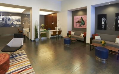 Kinzie Hotel