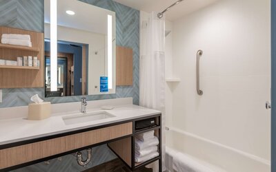 Hilton Garden Inn Boston Canton