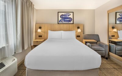 Sonesta Simply Suites Las Vegas Convention Center