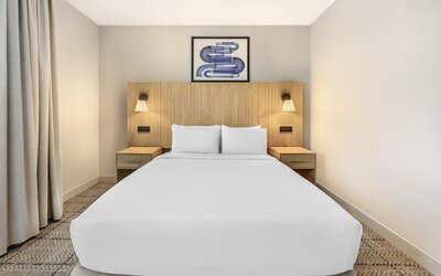 Sonesta Simply Suites Las Vegas Convention Center