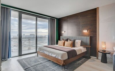 Ava's Suite 37th FLR PALMS PLACE
