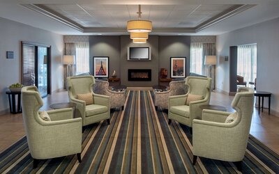 Hampton Inn Boston - Logan Airport
