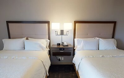 Hampton Inn Boston - Logan Airport