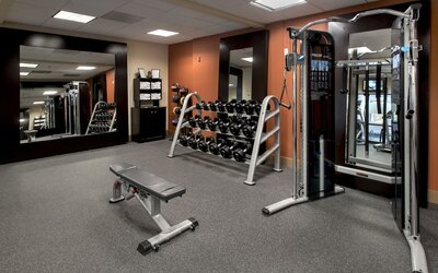 Hampton Inn Boston - Logan Airport