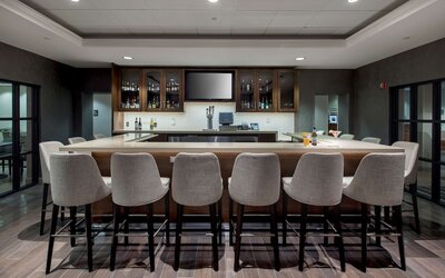 Hampton Inn Boston - Logan Airport