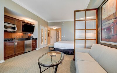 Eclipse Studio at Signature Hotel