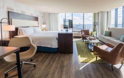 Hampton Inn & Suites Washington DC-Navy Yard