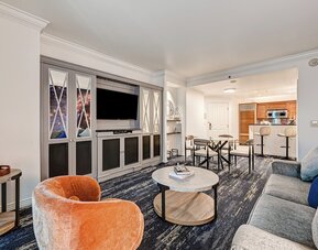 Suite Hub LV at Signature Sphere View