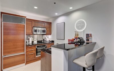 Suite Hub LV at Signature Sphere View