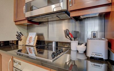 Suite Hub LV at Signature Sphere View