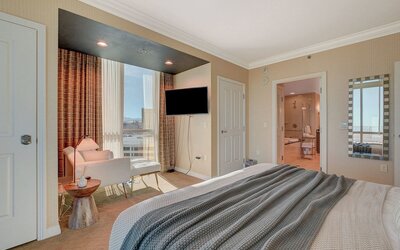 Suite Hub LV at Signature Sphere View