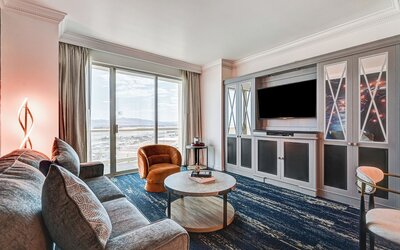 Suite Hub LV at Signature Sphere View