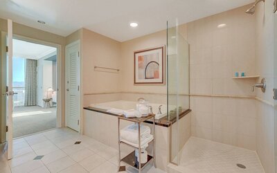 Suite Hub LV at Signature Sphere View
