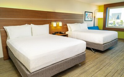 Holiday Inn Express & Suites Las Vegas - E Tropicana by IHG