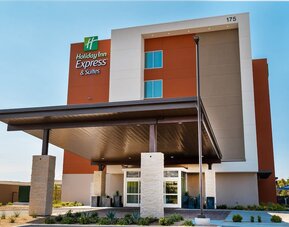 Holiday Inn Express & Suites Las Vegas - E Tropicana by IHG