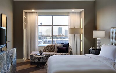 Renaissance Las Vegas Hotel