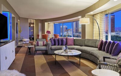 Renaissance Las Vegas Hotel