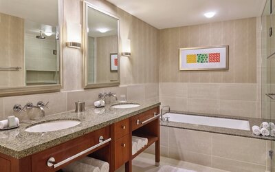 Renaissance Las Vegas Hotel