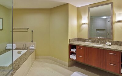 Renaissance Las Vegas Hotel