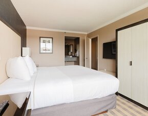 2500 Penn, a Placemakr Experience
