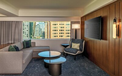 Renaissance® Boston Seaport District