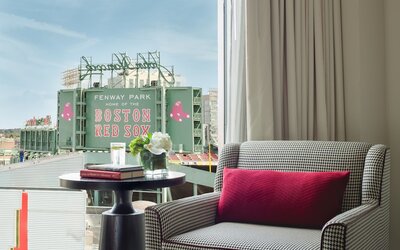 Hotel Commonwealth