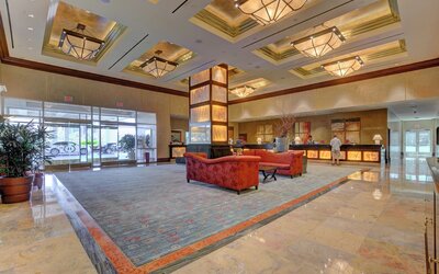The Deuce's Wild at Signature Hotel