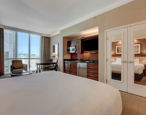 Classic Suite Signature Resort Pool View