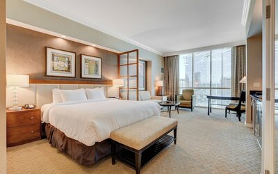 Classic Suite Signature Resort Pool View