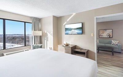 Harborside Hotel
