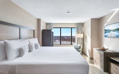 Harborside Hotel