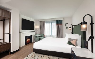 Pennyweight Hotel Boston, Curio Collection by Hilton