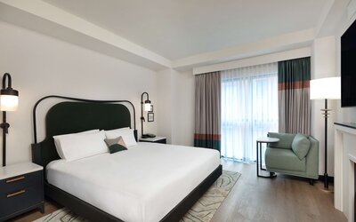 Pennyweight Hotel Boston, Curio Collection by Hilton