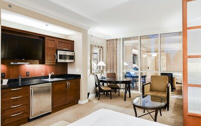 StripViewSuites Two Bedroom at Signature