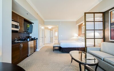 StripViewSuites Two Bedroom at Signature