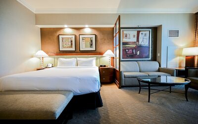 StripViewSuites Two Bedroom at Signature