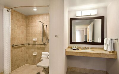 Embassy Suites Boston Logan Airport