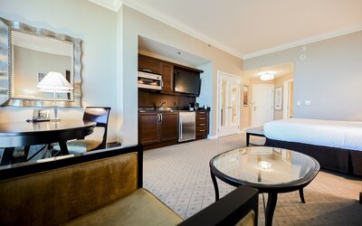 StripViewSuites Two Bedroom at Signature