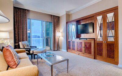 StripViewSuites Two Bedroom at Signature